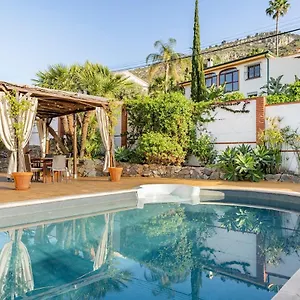 Manzanilla Villa